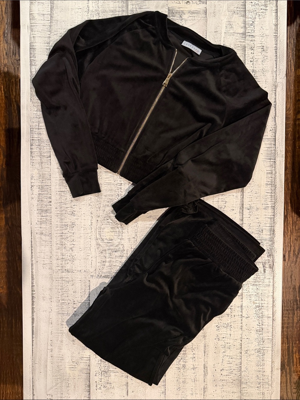 Black Velour Zip-Up Cropped Jacket and Joggers Set
